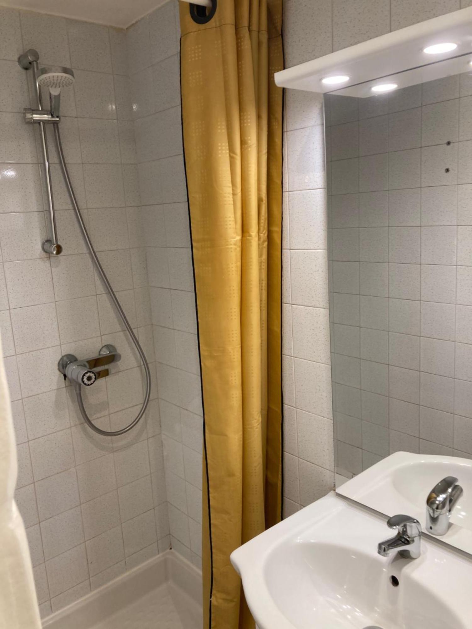 Le Tout Petit Qui A Tout D'Un Grand Chambéry Extérieur photo